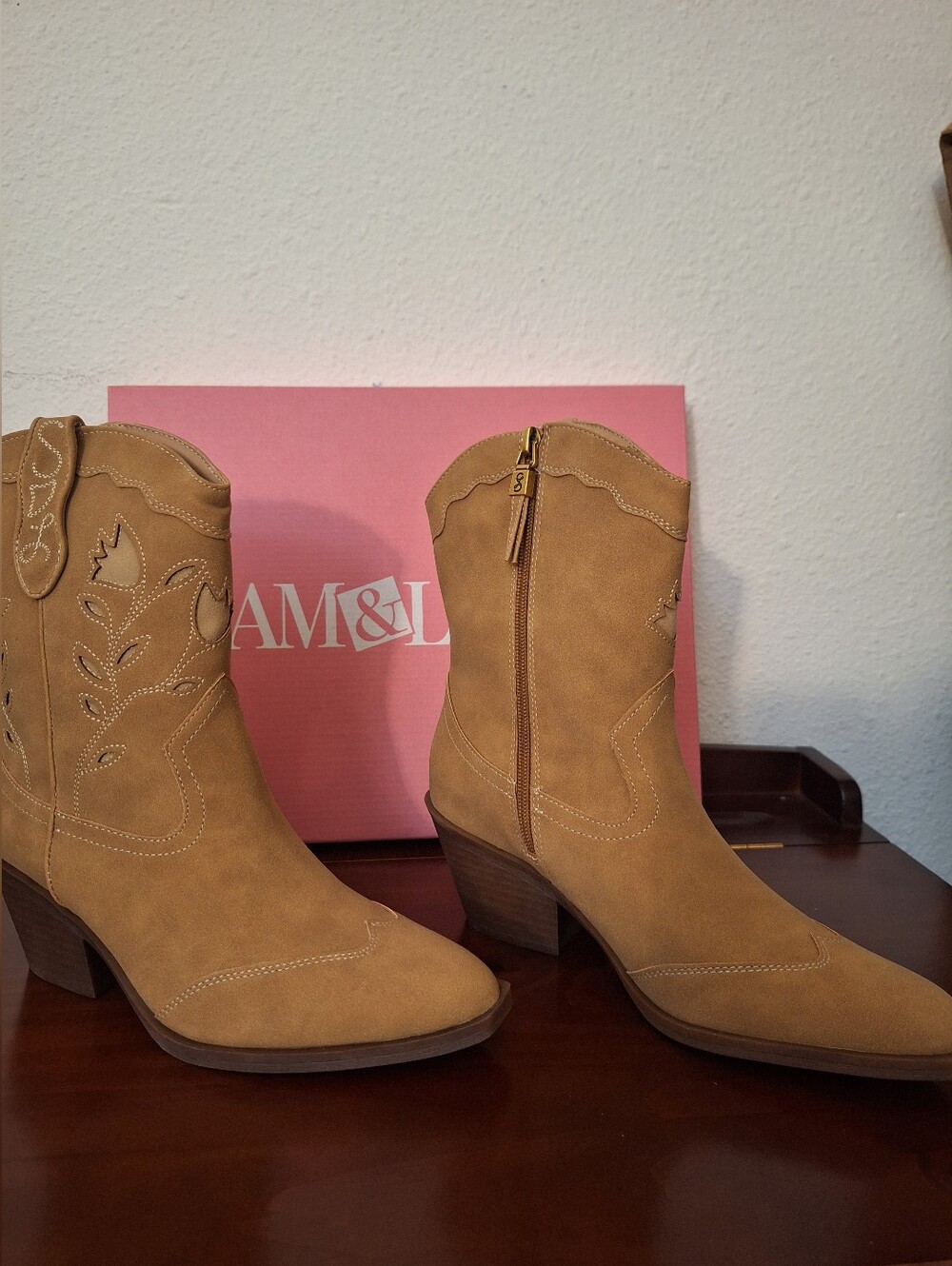 Sam & Libby  Western Ankle BootsSam &Libby  Size 7.5M